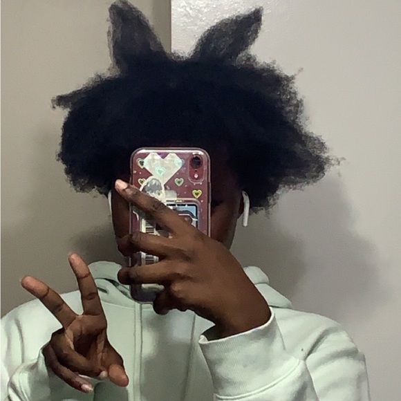 Meet your Posher, Amena ali / - Picture 1 of 1